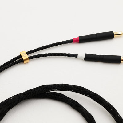 B. 2024-Ultimate Headphone Cable (銅線)