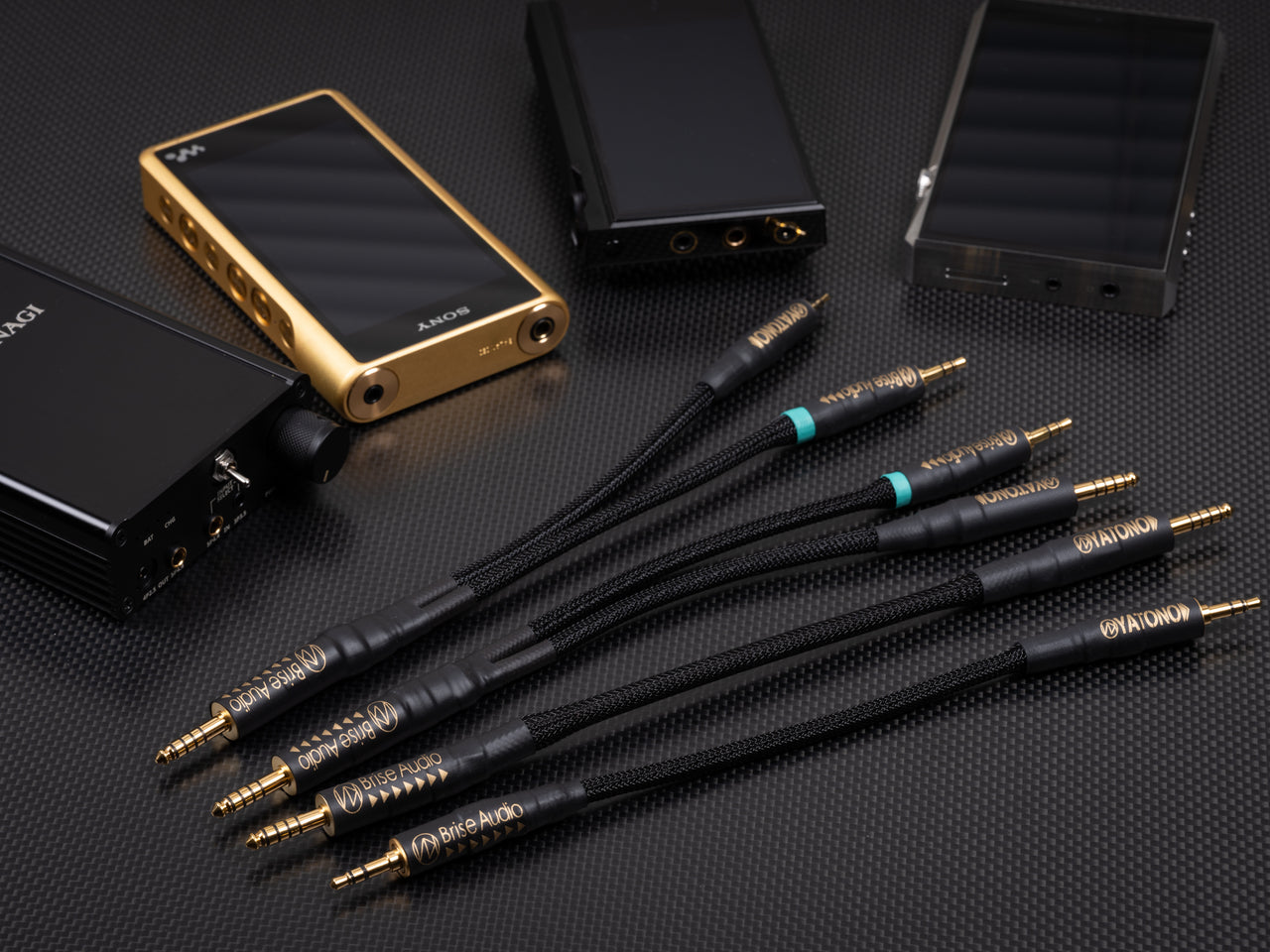 On August 25, 2021, BriseAudio will release YATONO-MINI Ultimate, a line cable (mini-mini cable) designed for use with high-end portable amplifiers.