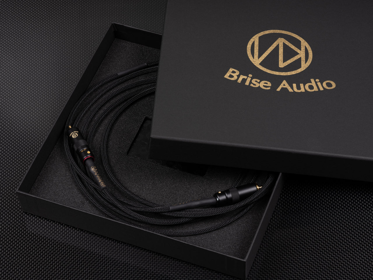 BriseAudio will release YATONO-RCA interconnect cable for high-end audio on December 22, 2021.